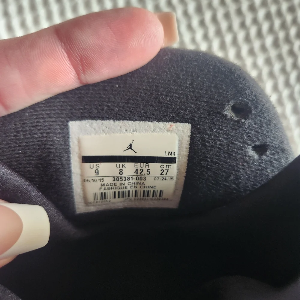 Jordan 8 Retro Chrome - Picture 9 of 10